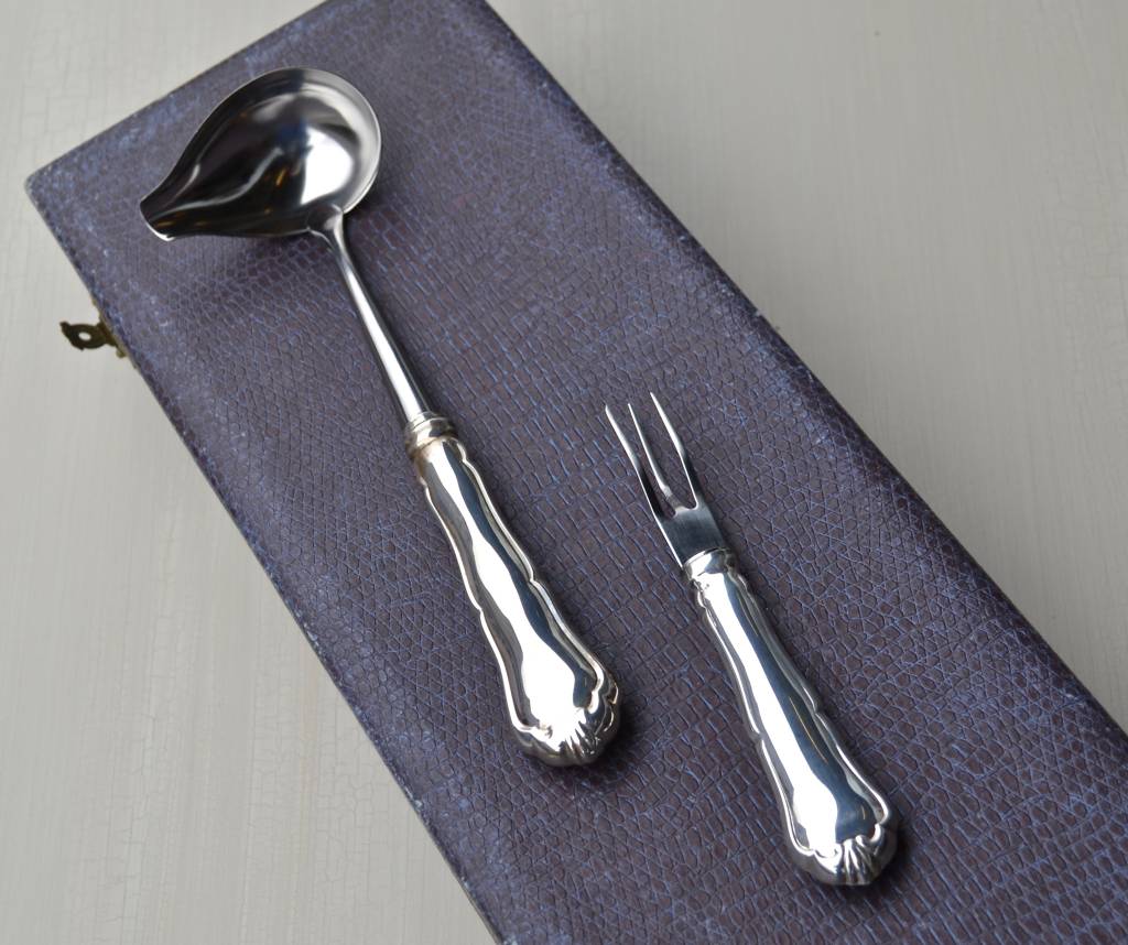 CHIPPENDALE HOPEAA | Antiikkiliike Wanha Elias