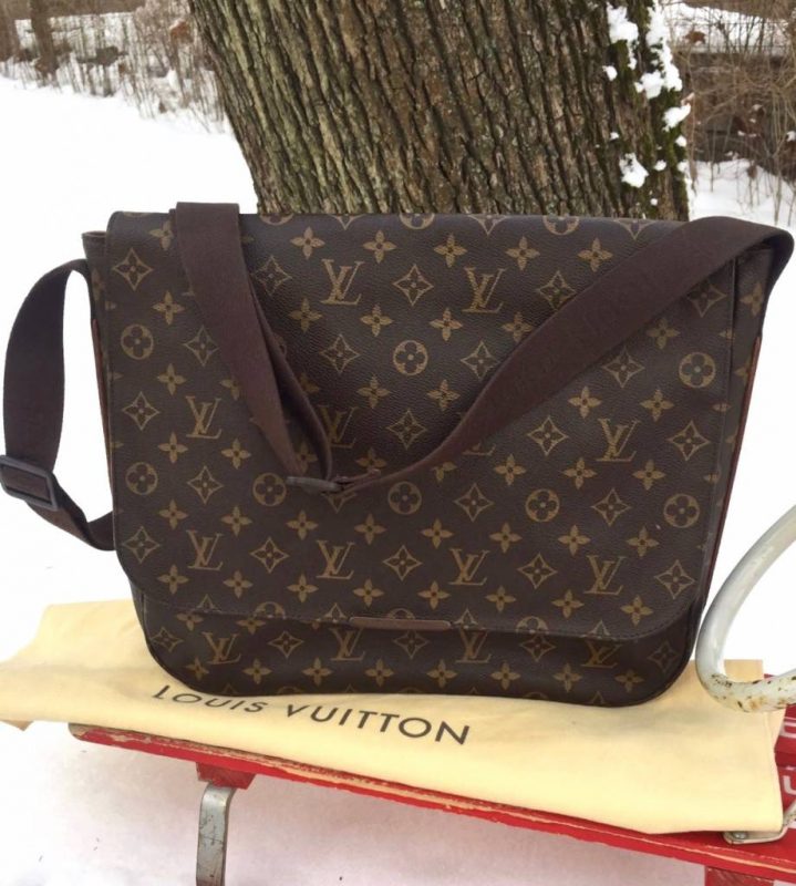 LOUIS VUITTON LAUKKU  Antiikkiliike Wanha Elias