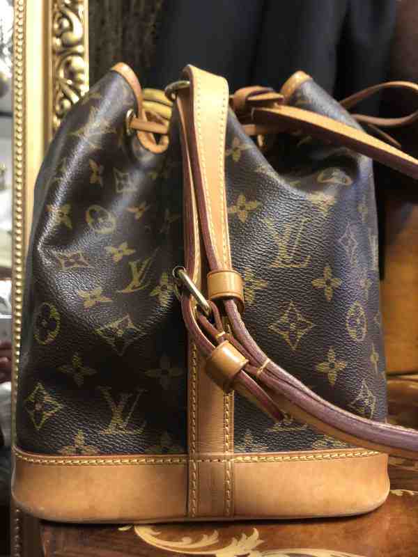 LOUIS VUITTON LAUKKU  Antiikkiliike Wanha Elias