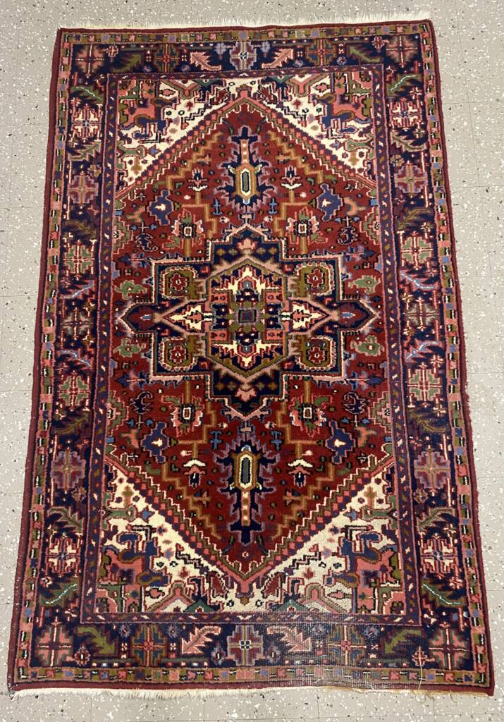 ITÄMAINEN MATTO Antiikkiliike Wanha Elias