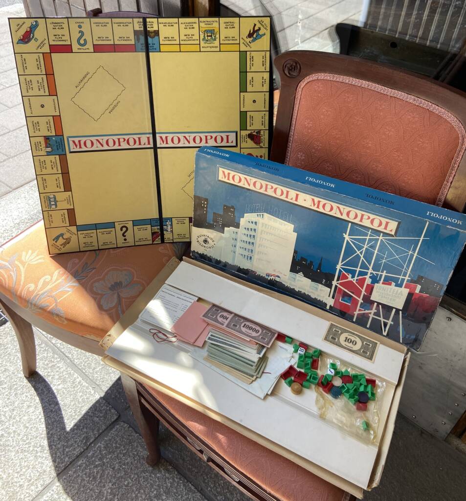 monopoli-peli-antiikkiliike-wanha-elias